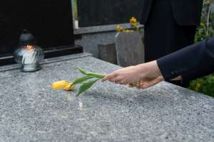 A 2023 guide - Cremation only funeral plans A 2023 guide - Cremation only funeral plans